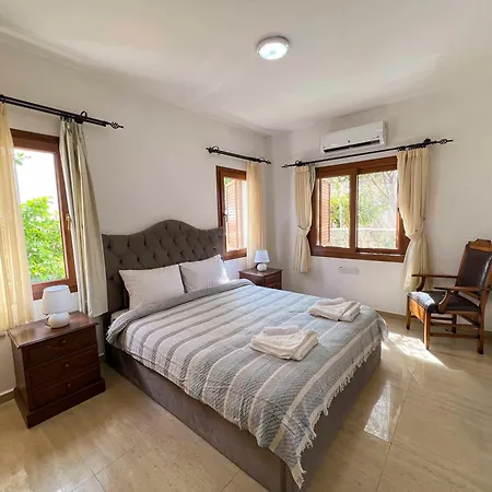 Karmi A2 Family Retreat By Holidaykeys Villa Kyrenia (Northern Cyprus)