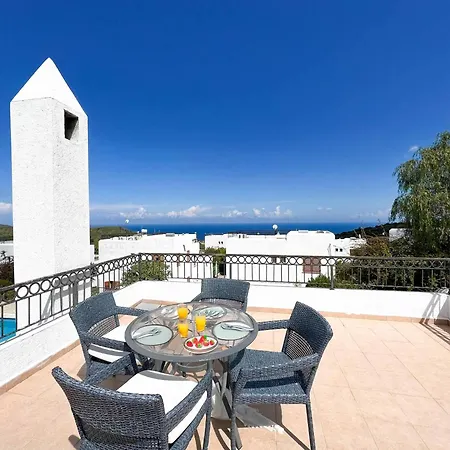 Villa Karmi A2 Family Retreat By Holidaykeys Kyrenia (Northern Cyprus)