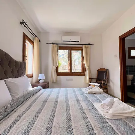 Karmi A2 Family Retreat By Holidaykeys * Girne